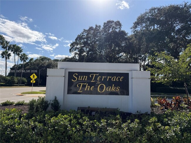 Foto del edificio - 101 Silverleaf Oak Ct