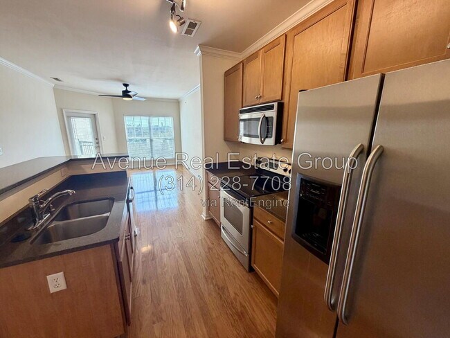 Building Photo - 1270 Strassner Dr