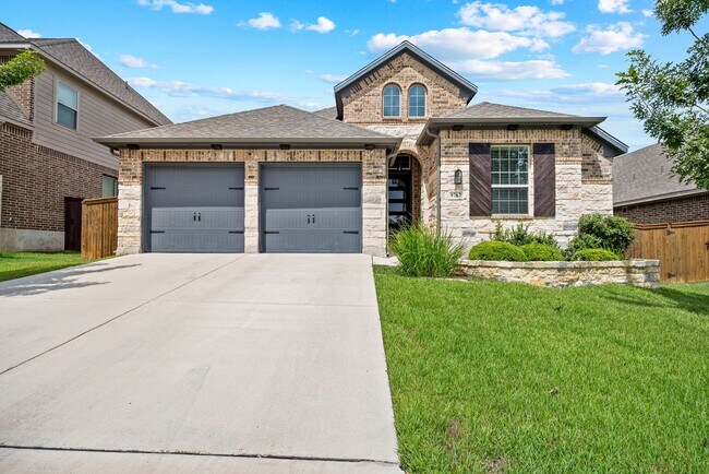 Foto del edificio - Charming Home Awaits: Spacious & Modern Living in a Prime Location