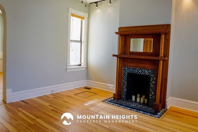 Foto del edificio - 235 Reed Ave N