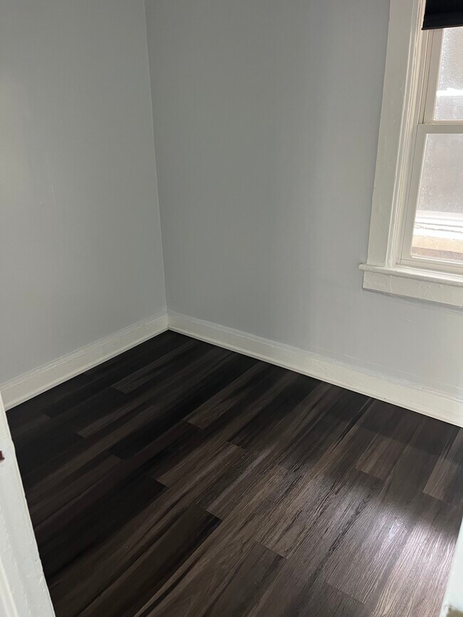 Dormitorio 1 - 2415 W Arthington St