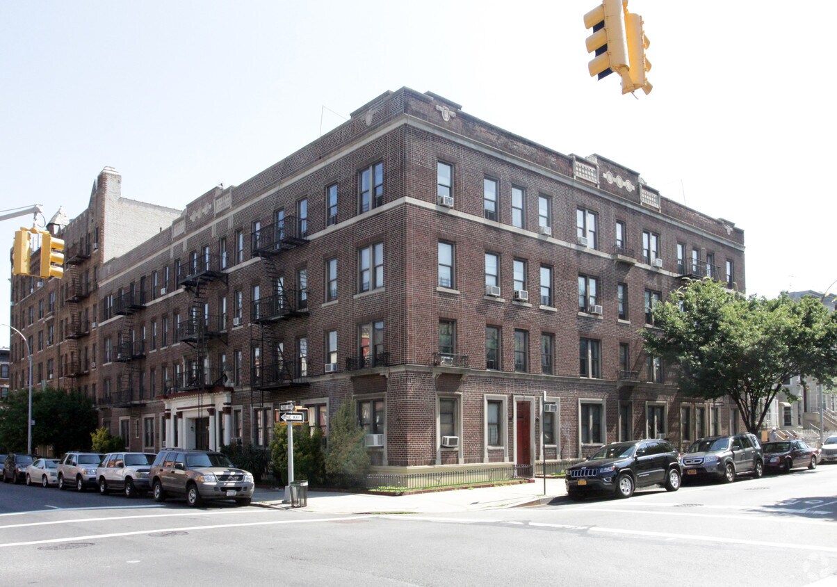Primary Photo - 115 Brooklyn Ave