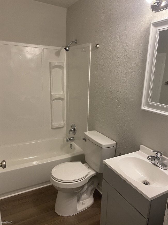 Foto del edificio - 2 br, 1 bath Duplex - 2634 Foster Street