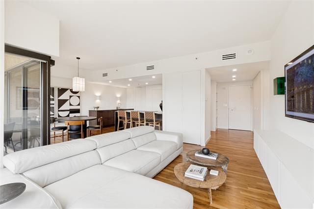 Foto del edificio - 3030 McKinney Ave