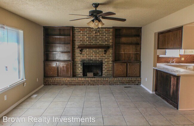 Building Photo - 3 br, 2 bath House - 616 NW 117th St.