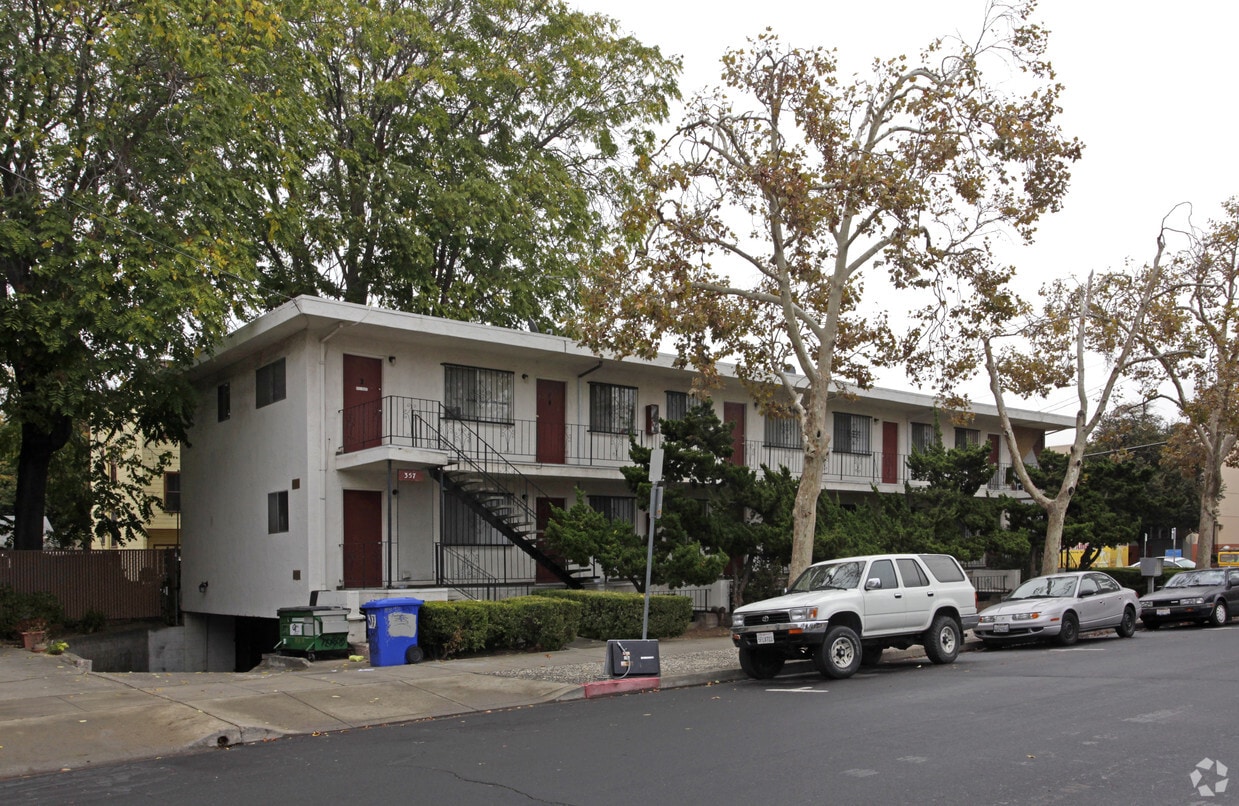 Primary Photo - 357 E San Fernando St