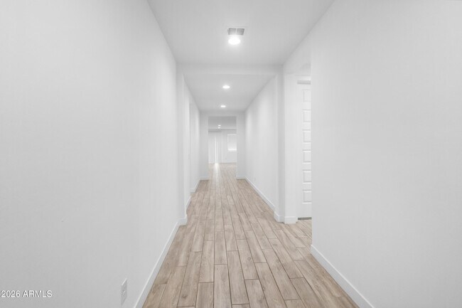 Building Photo - 6936 W Maya Way
