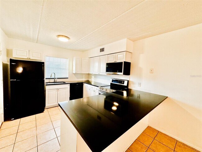 Foto del edificio - 525 Conway Rd