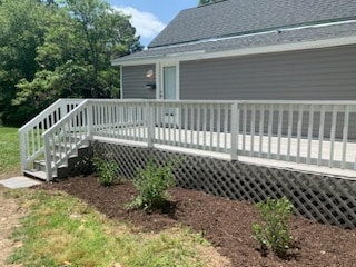 22x10 private deck perfect serves as an outdoor room for entertaining or dining - 312 Bowen St
