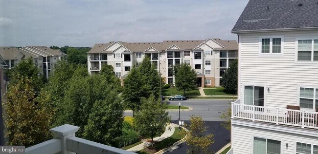 Building Photo - 13595 Station St