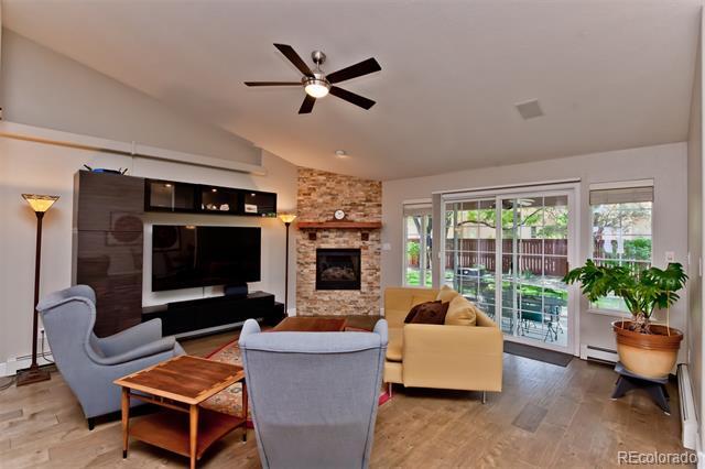 Foto del edificio - 2071 Stagecoach Ct