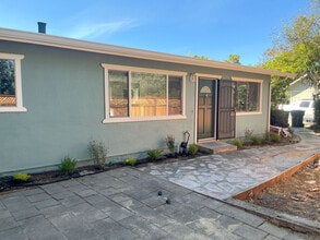 Building Photo - 302 Escalona Dr