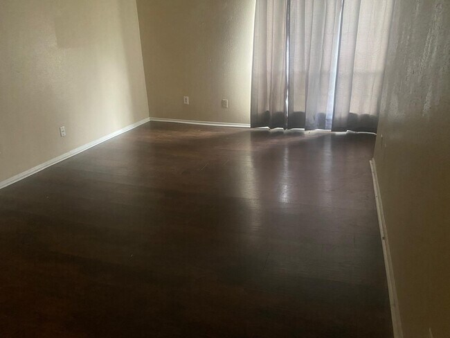 Foto del edificio - 9546 Windswept Ln