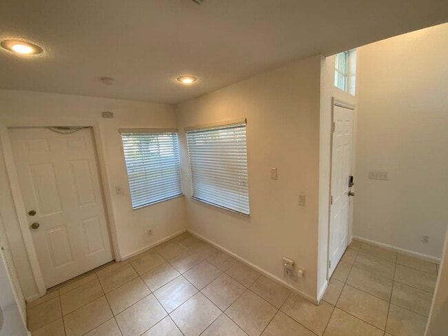 Building Photo - 3732 S Lancewood Pl