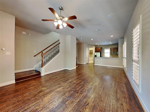 Foto del edificio - 2222 Marilla St
