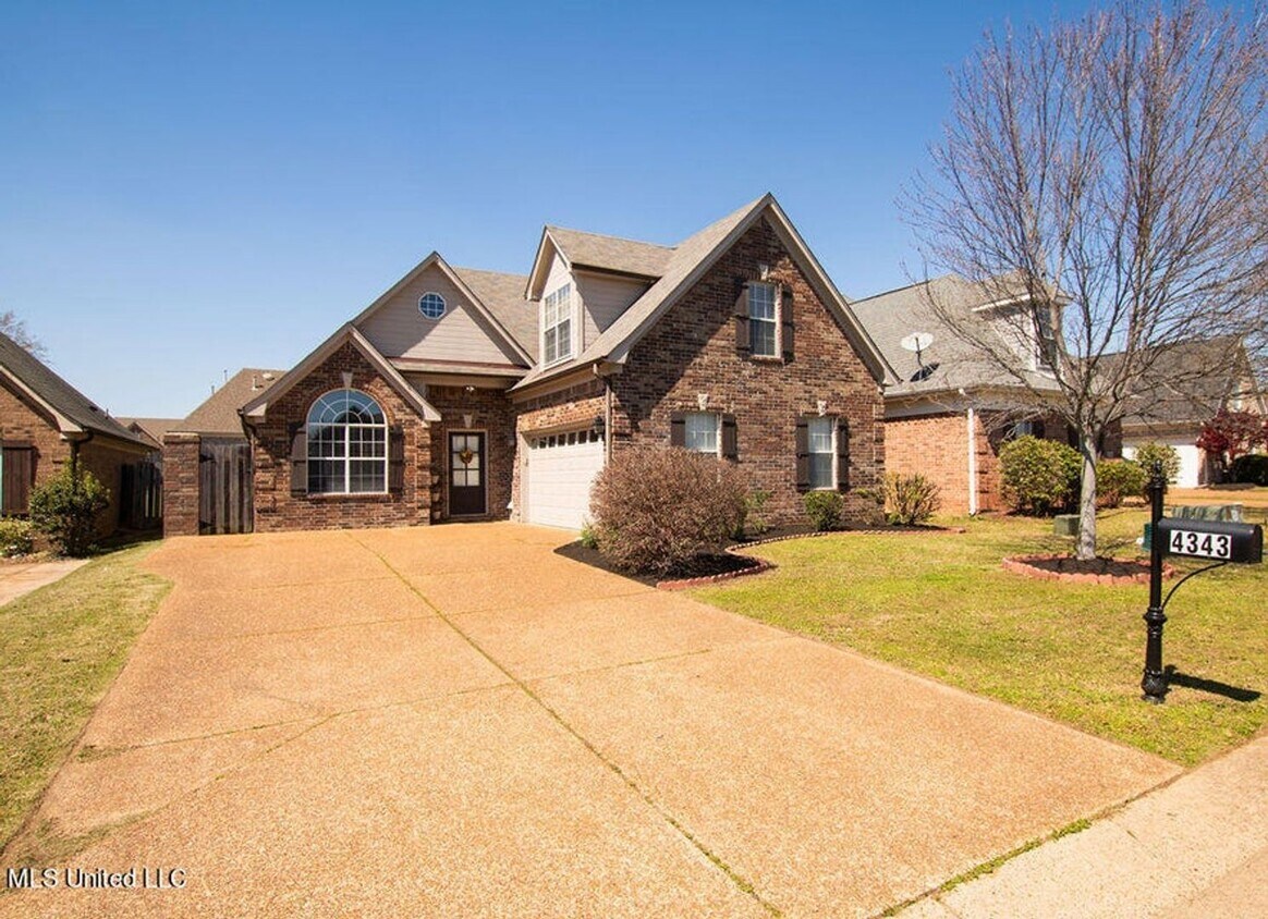 Foto principal - COMING SOON! Dickens Place Subdivision