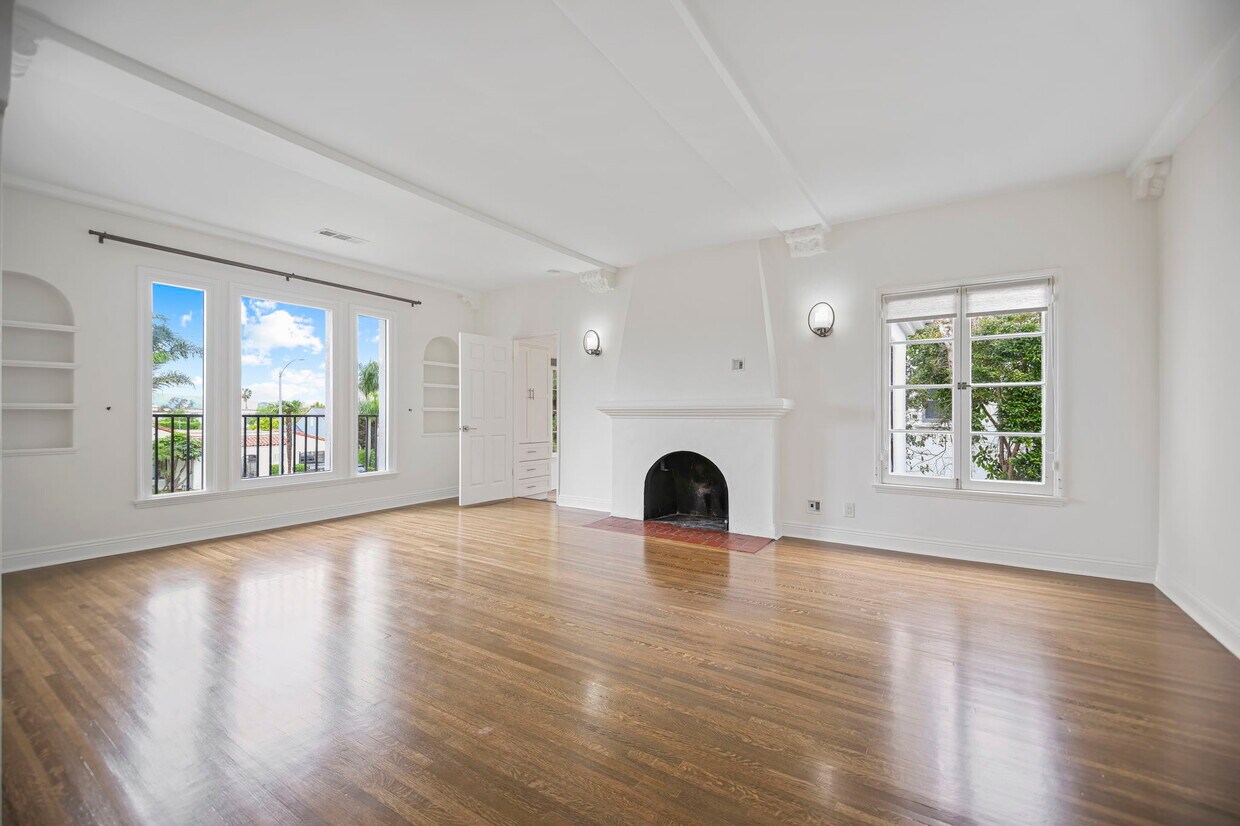 Foto principal - 1148 S Stanley Ave