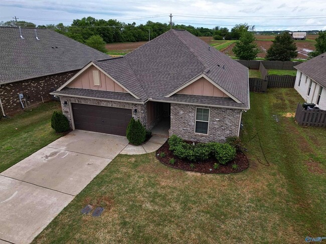Building Photo - 116 Kinglet Wy