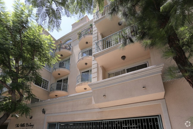 Building Photo - Villa Doheny I & II