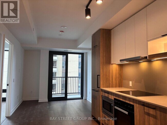 Photo du bâtiment - 91 Montclair Ave