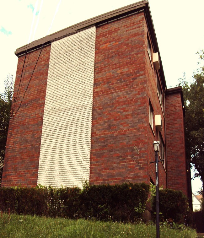 Building Photo - Atkinson Apartments