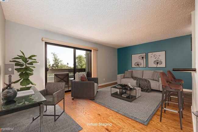 Foto del edificio - 1 br, 1 bath Condo - 424 Orange St Apt 303