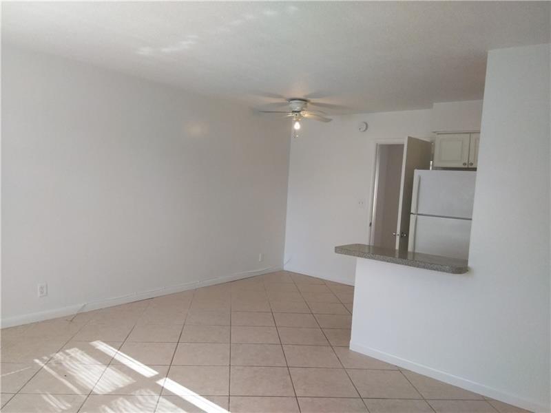 Building Photo - 3800 S Ocean Dr