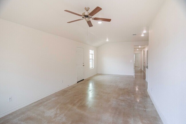 Foto del edificio - P2-2306 Duntov Drive Temple, TX 76504