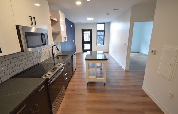 Foto principal - 91 Brighton Ave