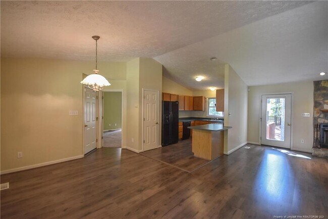 Building Photo - 117 Sherwood Ln