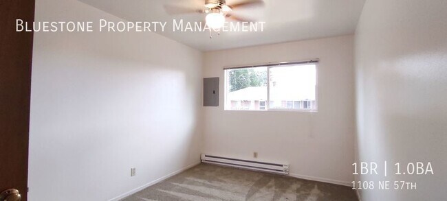 Building Photo - $399 plus water moves you in! Garden style...