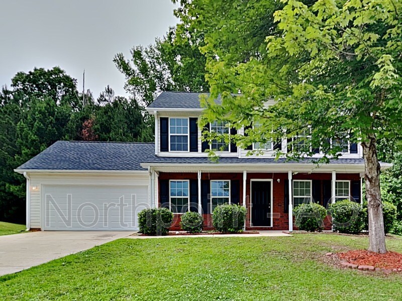 Primary Photo - 130 Railside Dr