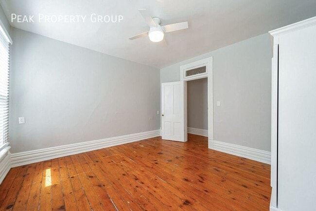 Building Photo - 243 1/2 W. Third Avenue-