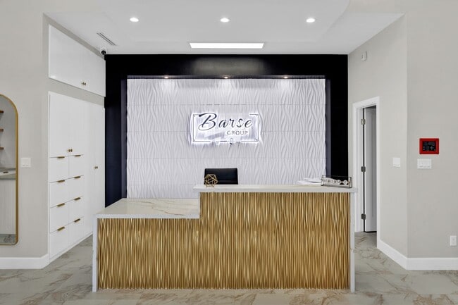 Building Photo - 651 FM 511