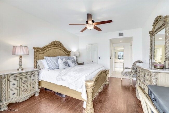 Building Photo - 9380 Gulf Shore Dr