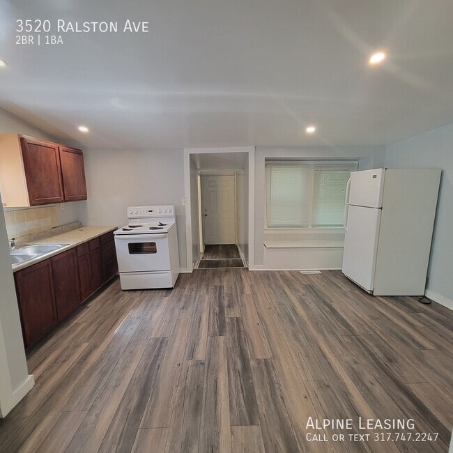 Foto del edificio - 2BR House w/Garage near Monon Trail & Fair...