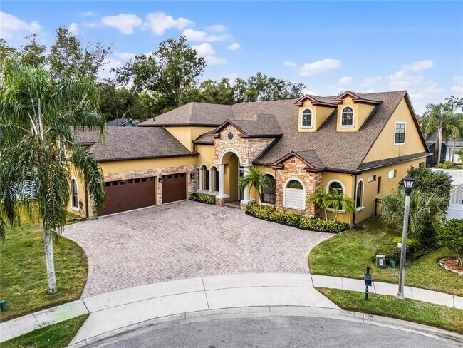 Foto del edificio - 4500 Stone Hedge Dr