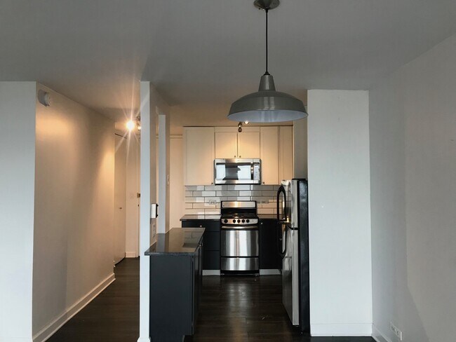 Foto del edificio - 1660 N La Salle Dr