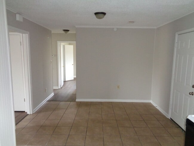 Building Photo - 5147 Karen Dr