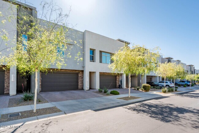 Building Photo - 25339 N 19th Ln