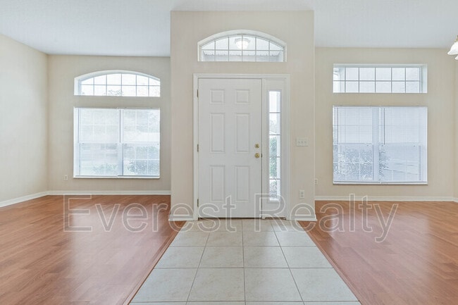 Building Photo - 31 Roxboro Dr