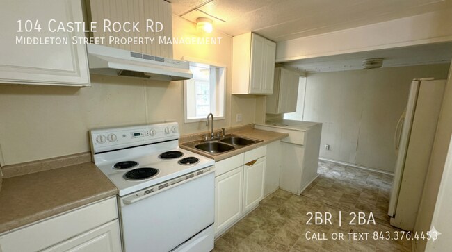 Foto del edificio - 104 Castle Rock Rd