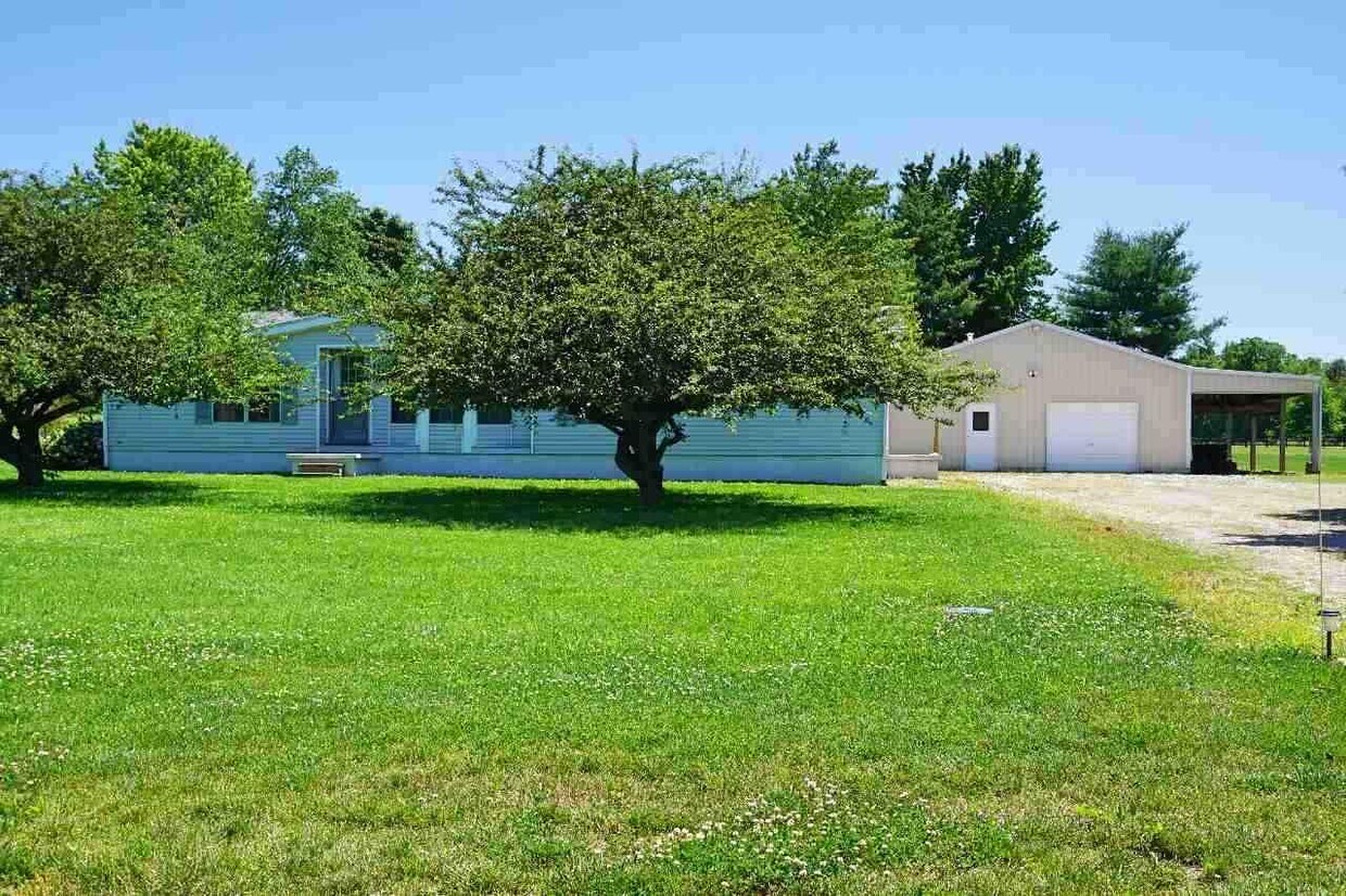 Foto principal - 9211 Oak Grove Rd