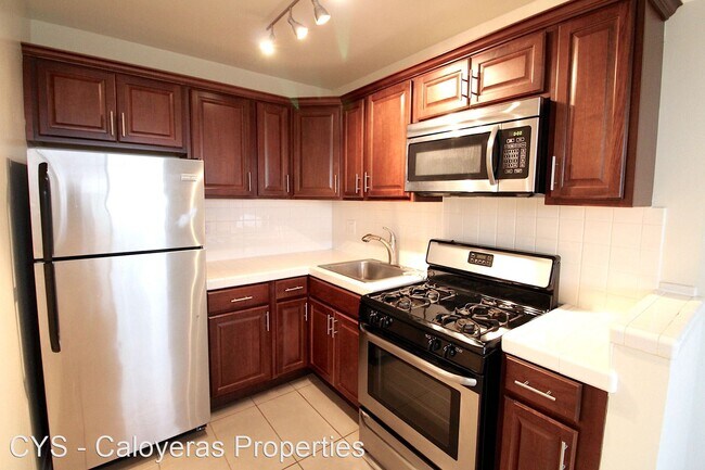 Foto del edificio - 3771 Jasmine Ave