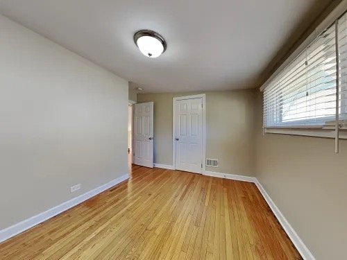 Foto del edificio - 9087 Forestview Rd