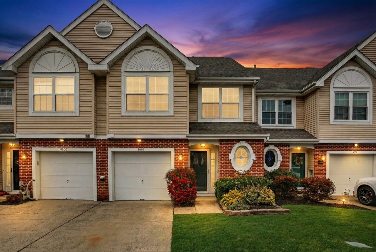 Foto principal - 2801 Harvard Ct