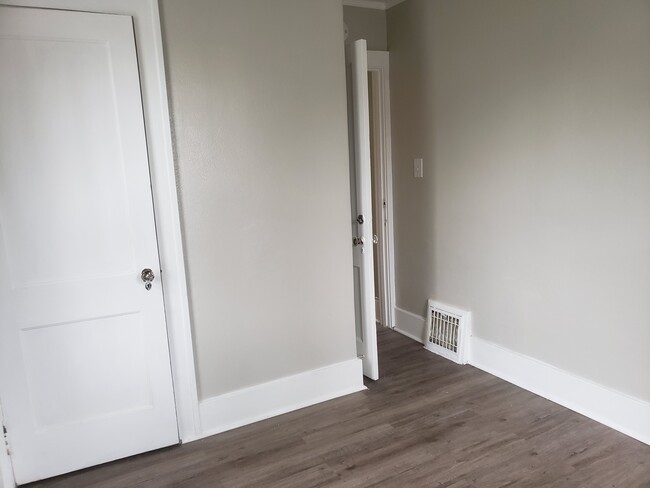 Foto del edificio - 3442 N Prospect Rd