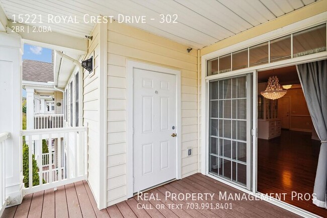 Building Photo - 15221 Royal Crest Dr