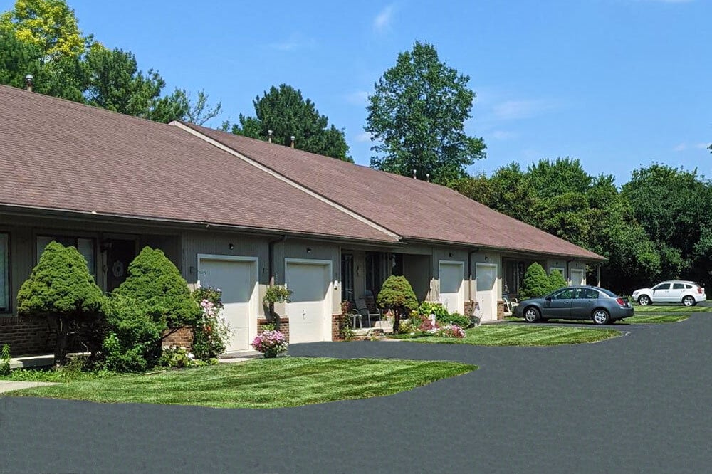 Villas on Hufford – photo 1