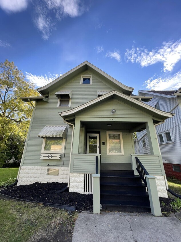Foto principal - 917 Grant Ave